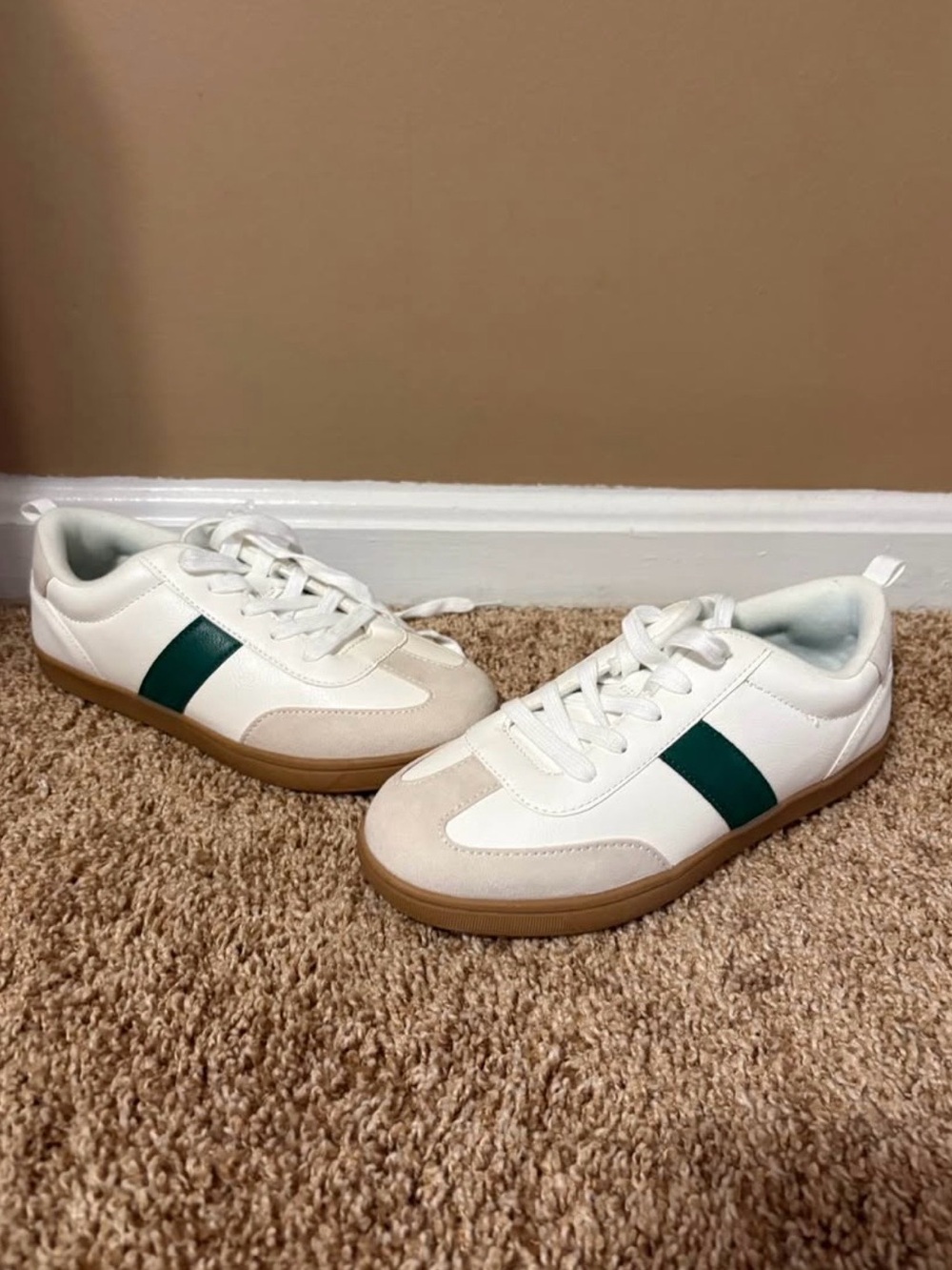 Old Navy. White Sneakers with Green Side Stripe and Gum Sole - Picture 1 of 2